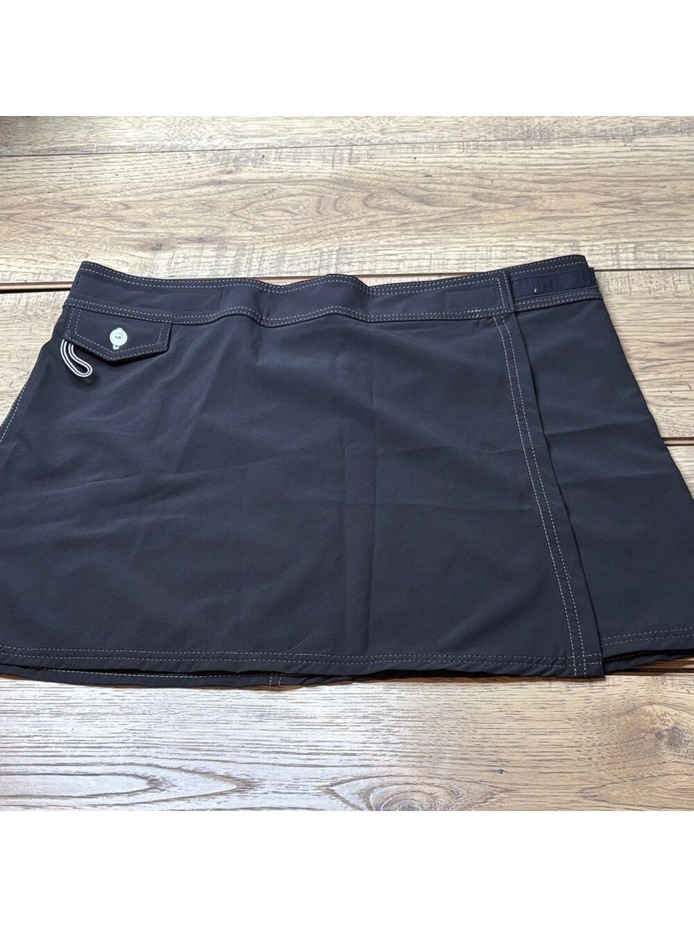 Women’s Birdwell Beach Britches Black Wrap Mini Skirt Size Large - Picture 2 of 7